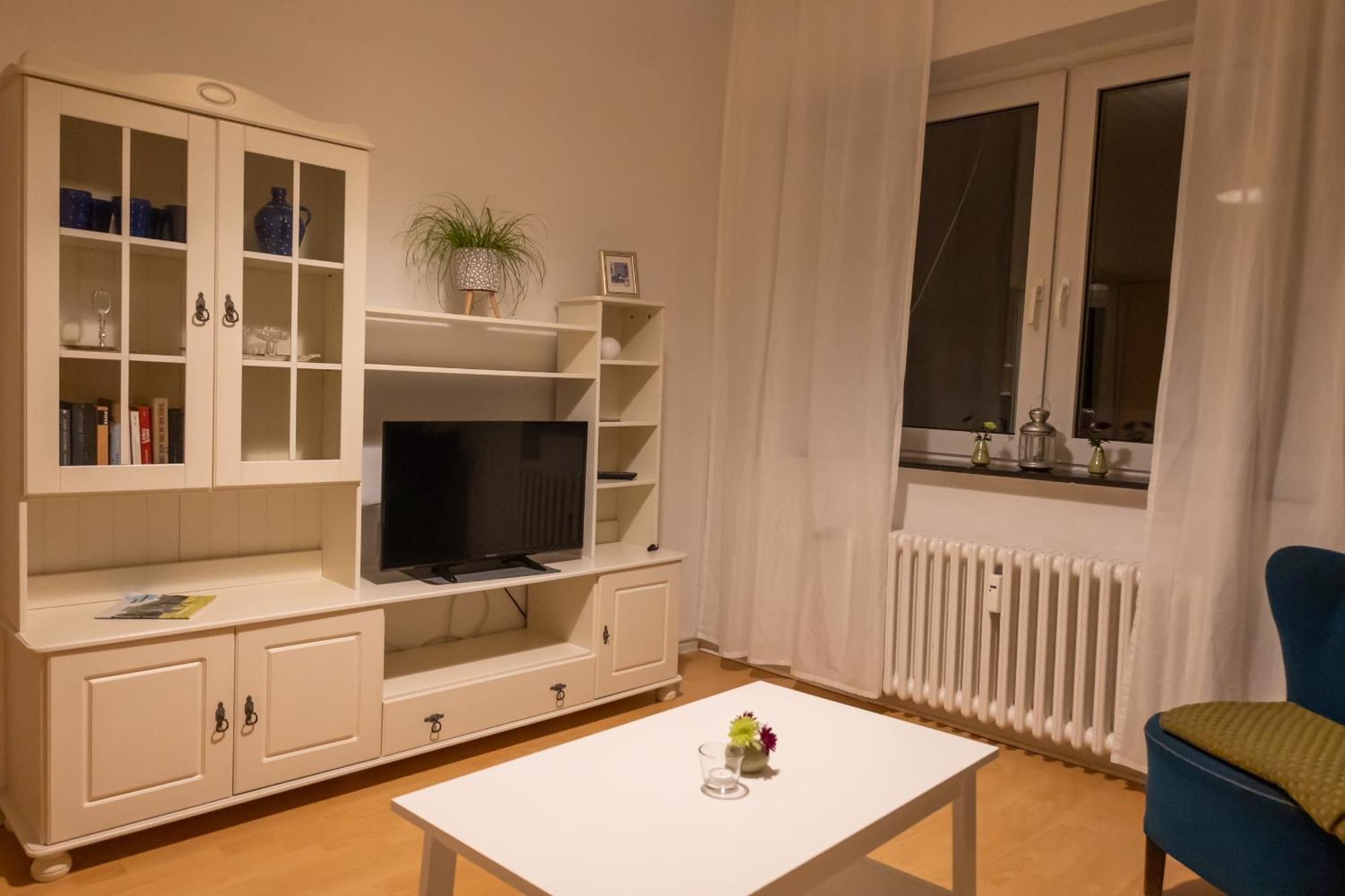 Altes Pfarrhaus Apartment Oberhausen  Bagian luar foto