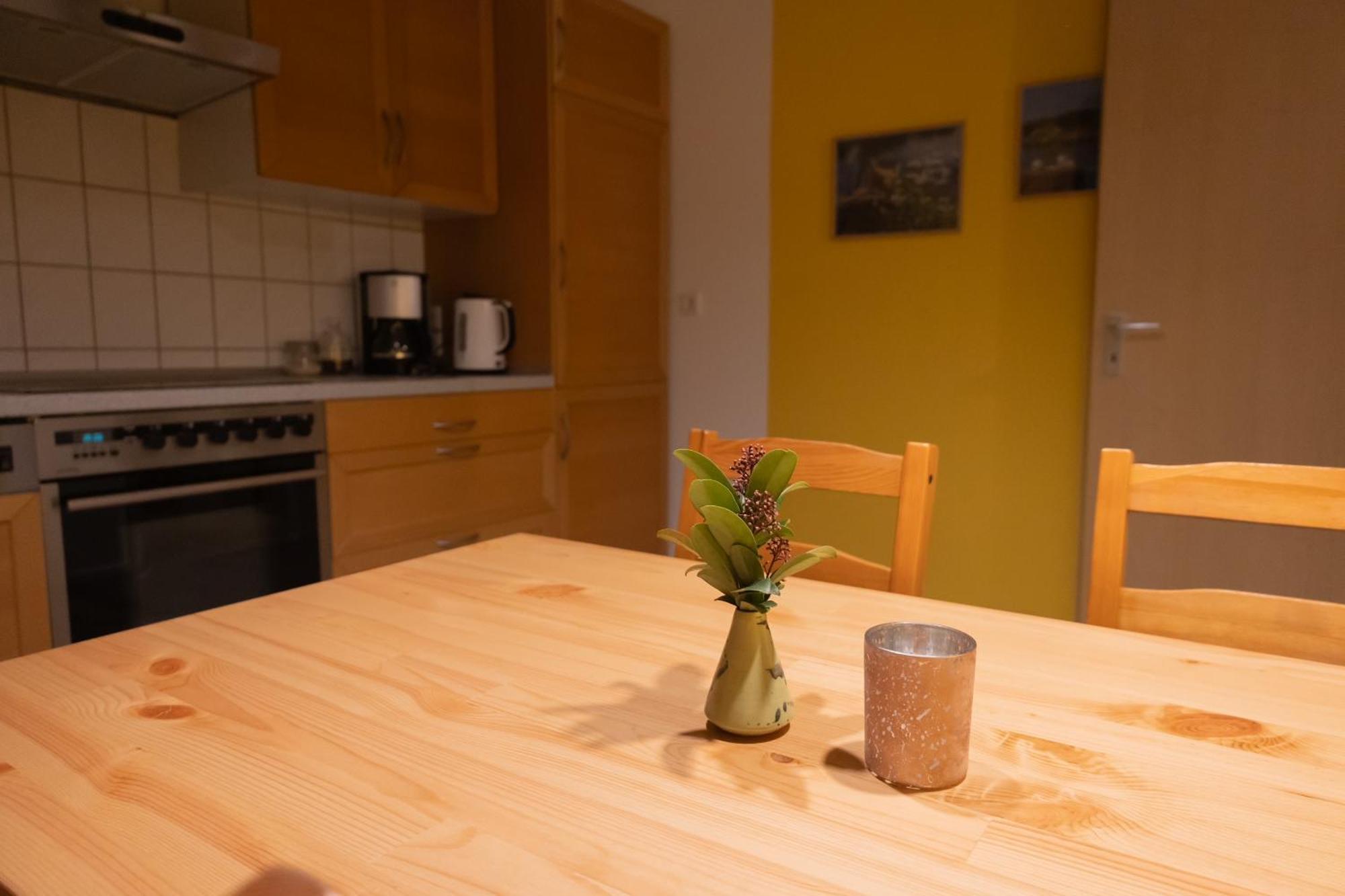 Altes Pfarrhaus Apartment Oberhausen  Bagian luar foto