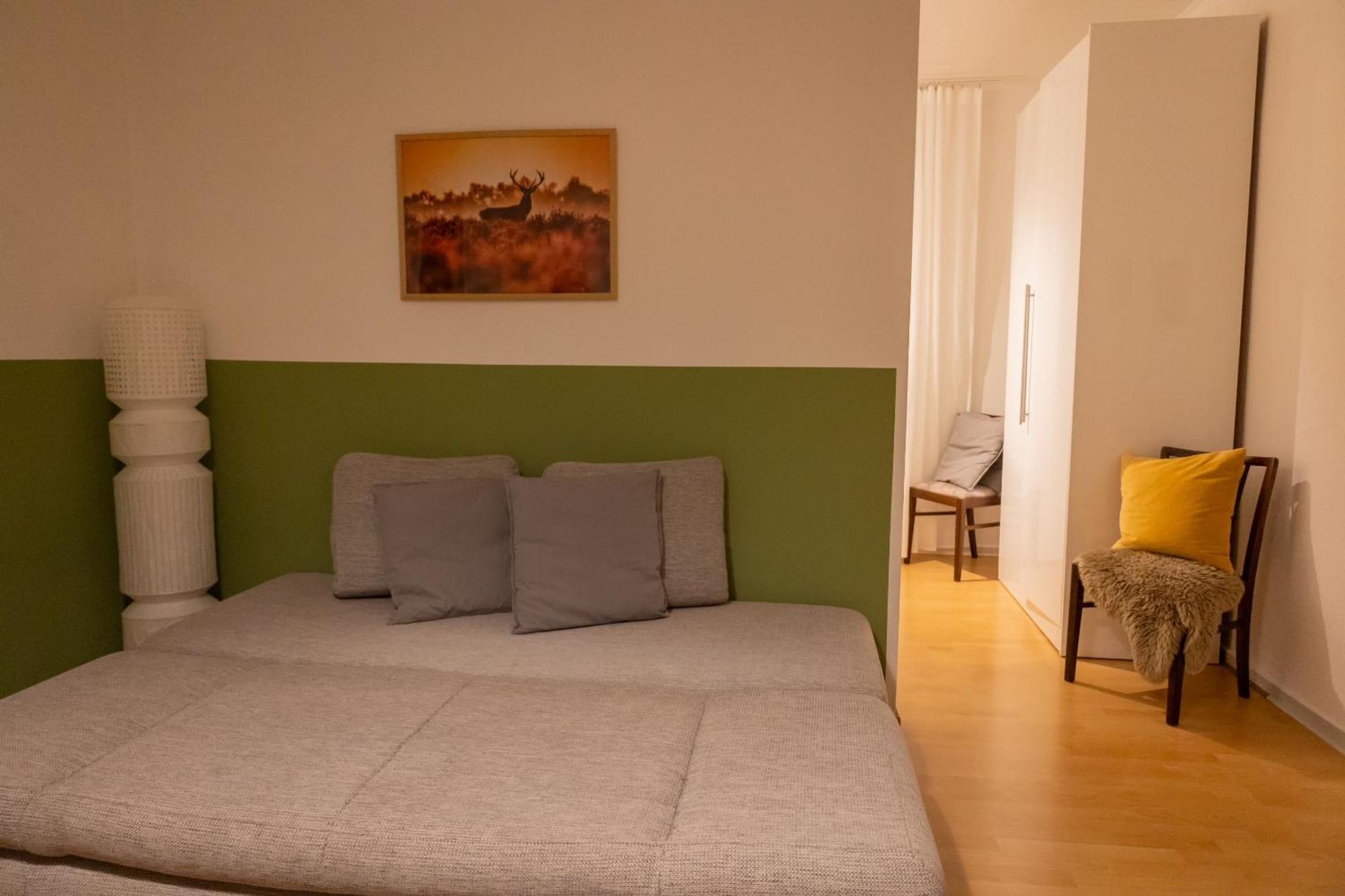 Altes Pfarrhaus Apartment Oberhausen  Bagian luar foto