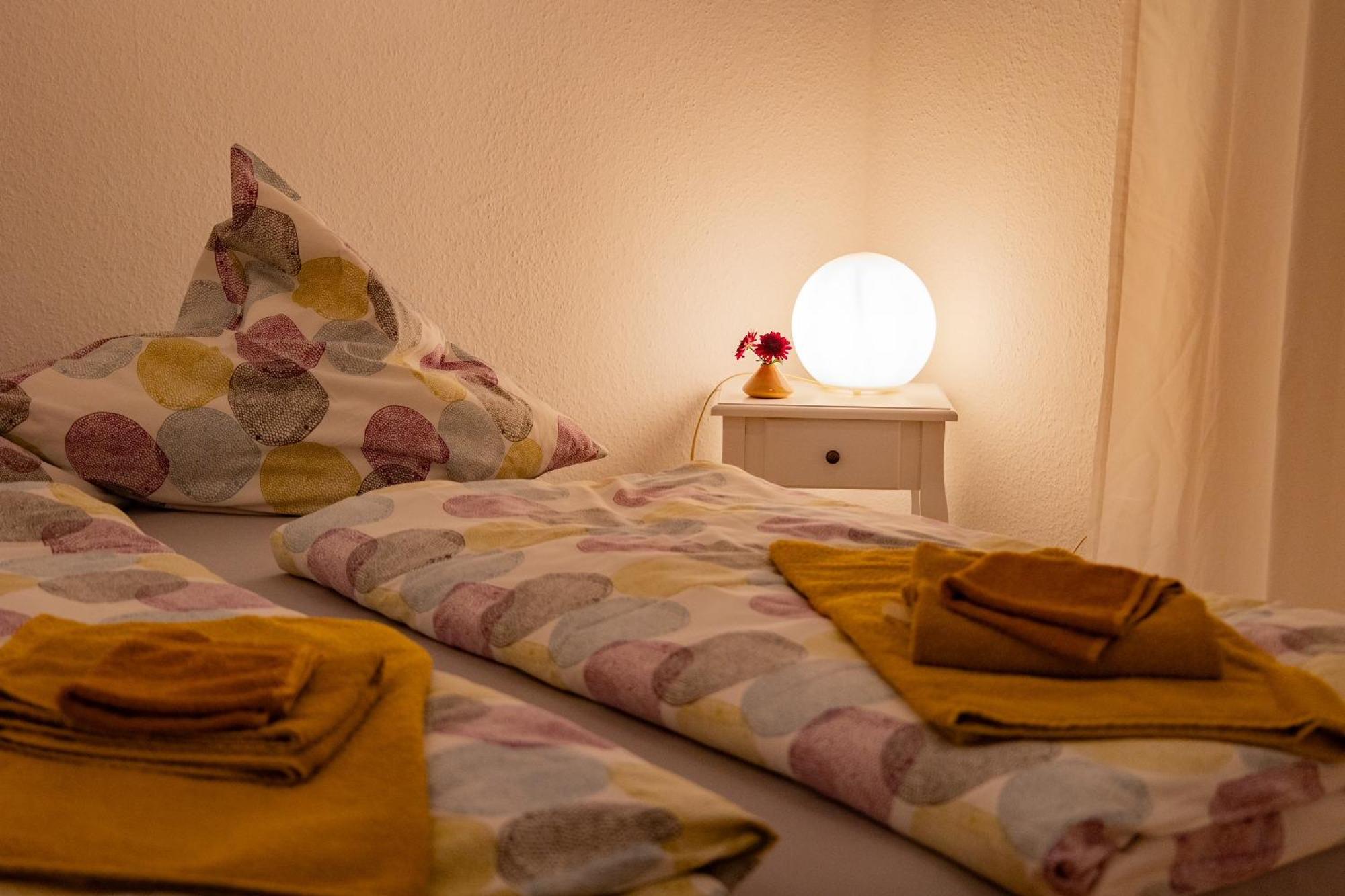 Altes Pfarrhaus Apartment Oberhausen  Bagian luar foto